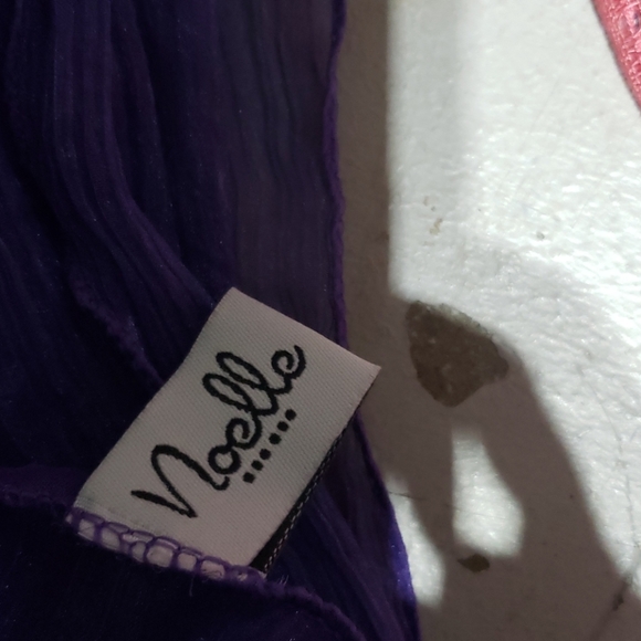 5 infinity NWOT scarfs - Picture 2 of 3